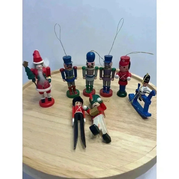 Vintage Lot of 8 wooden nutcracker -drummer ornaments hand painted 4" tall - Picture 1 of 5